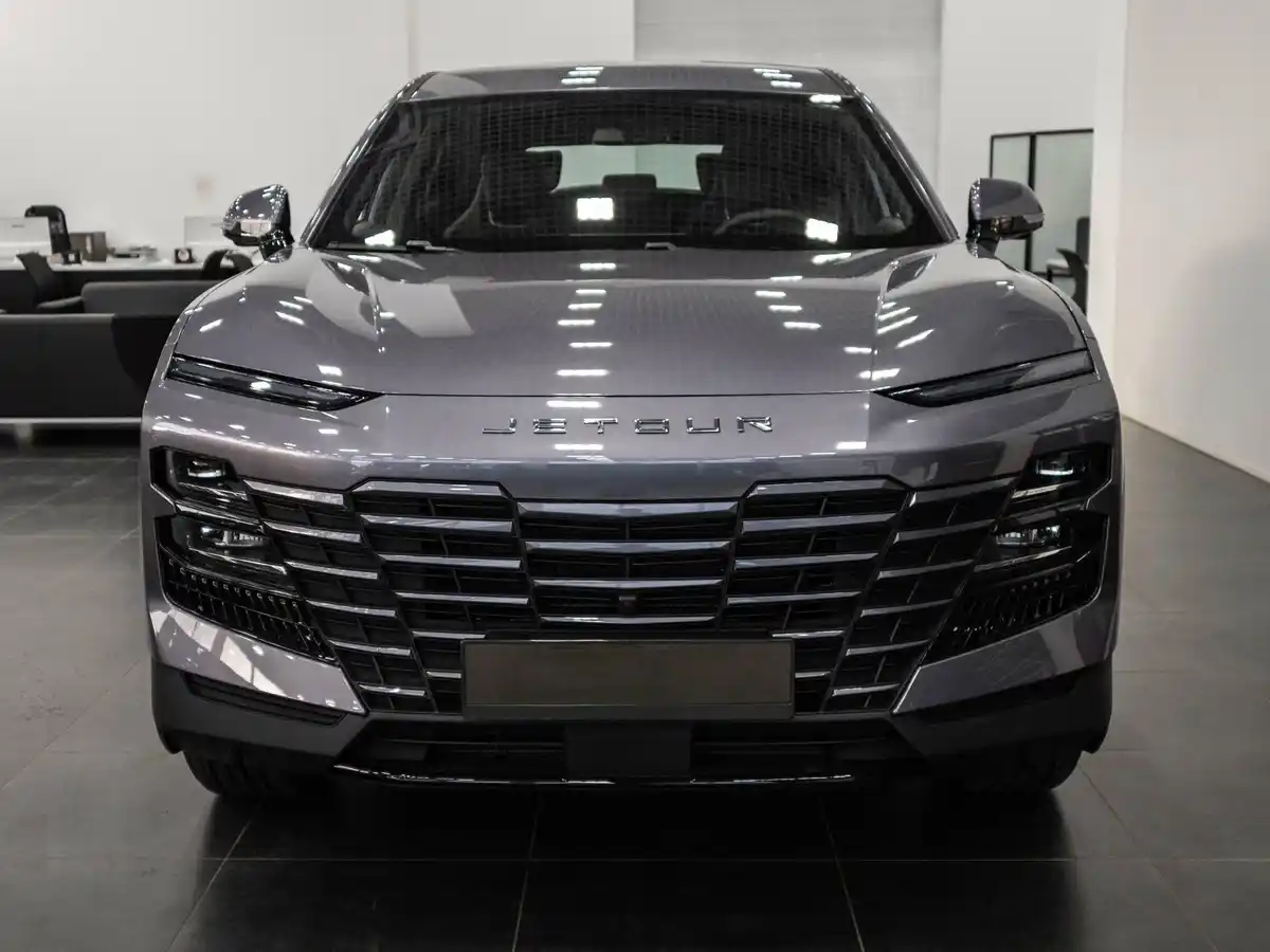 Jetour Dashing с автосалона по цене от 655 000 рублей